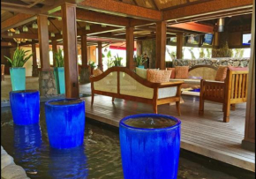 Hanalei Bay Condominiums by HI